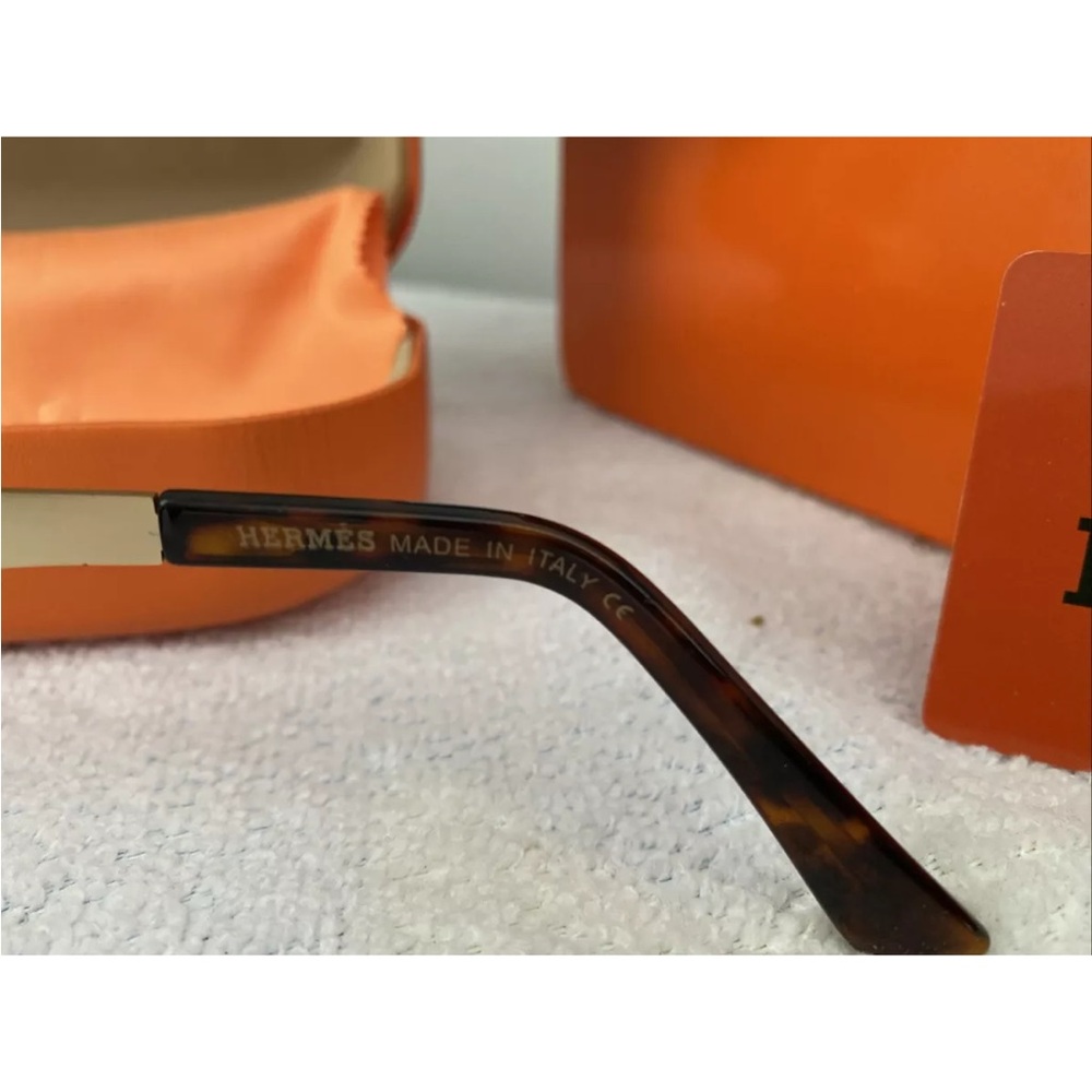 Hermès Fashion Sunglasses with Orange Case - Picture 10 of 13